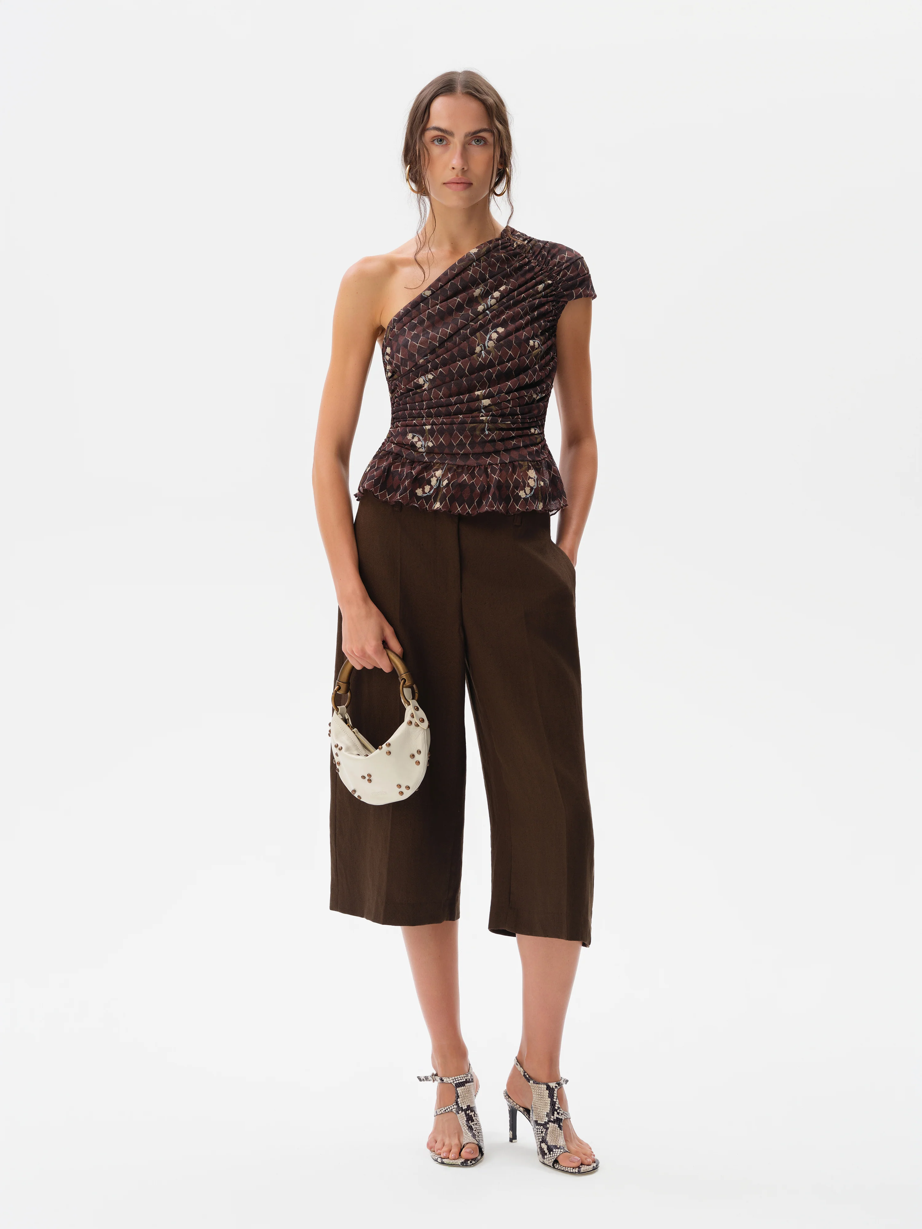 CHÉRIE SMALL - Mini hobo bag with metal top handle and studded - Image 6