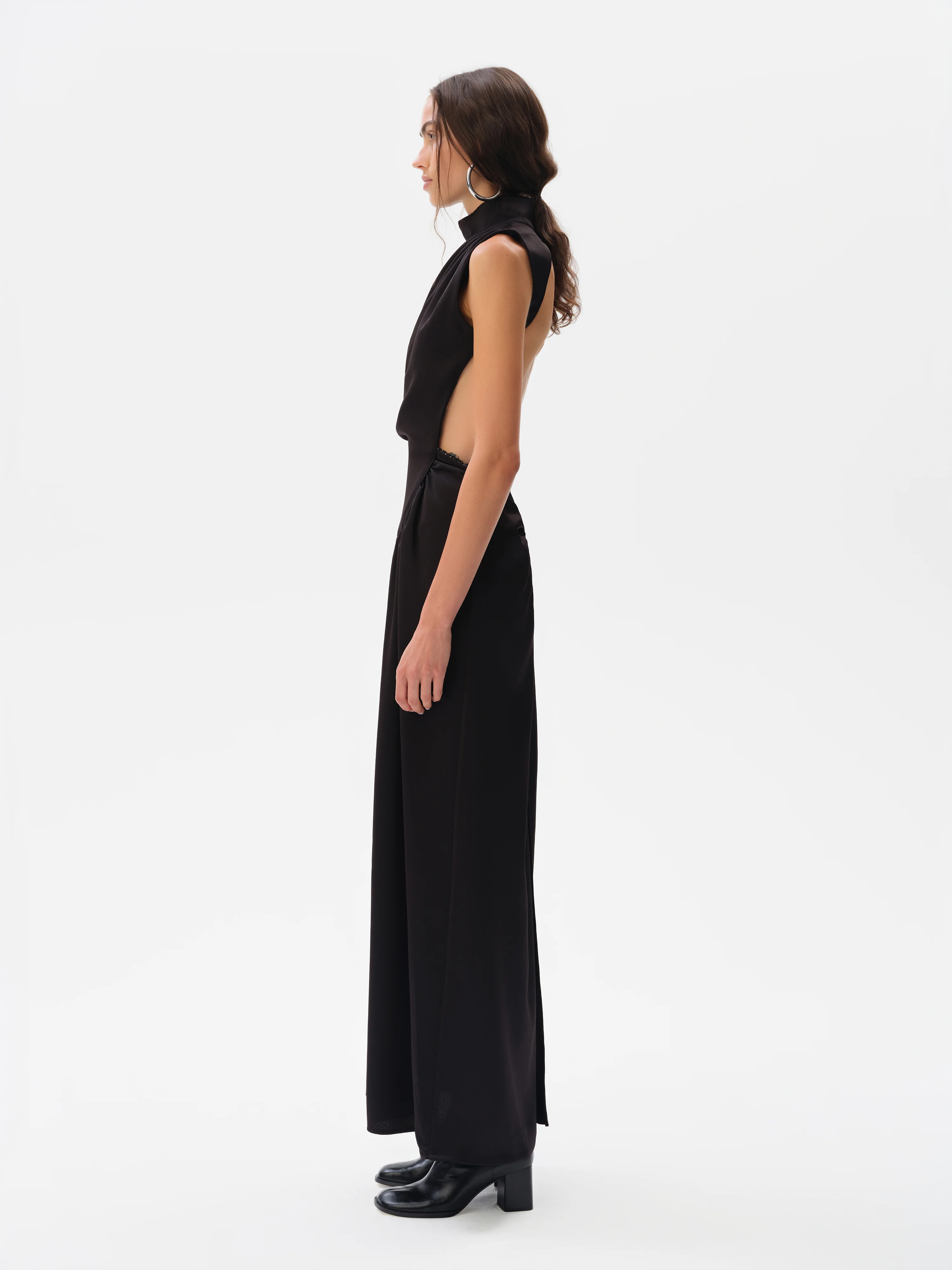 MARGOT - Open-back silver-trimmed satin maxi dress - Image 3